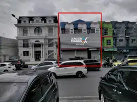 Tempat usaha strategis poros jalan jaksa agung suprapto malang