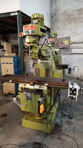 Mesin Milling Taiwan SM4 Rekondisi Full