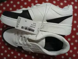 Sepatu casual cocok pria & wanita