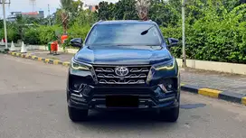 Toyota Fortuner 2.4 VRZ GR Sport 4x2 Kick Sensor Diesel Facelift 2022