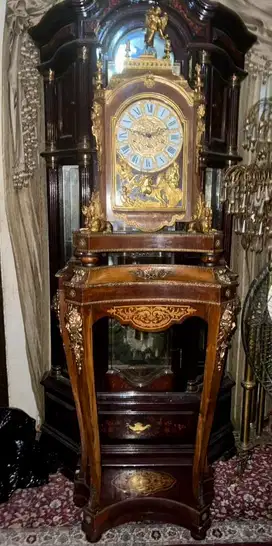 davinci standing clock