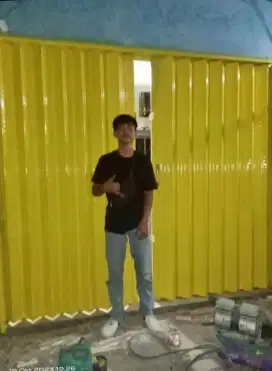 Folding gate rolling door