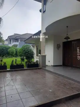 Rumah Luas Asri Depan Taman Di BIntaro Jaya Sektor 6