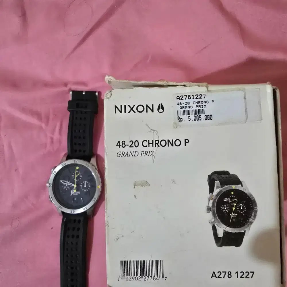 jam tangan nixon chronograp