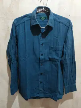 Kemeja Countess Mara size M