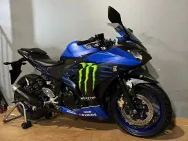Jual yamaha r25