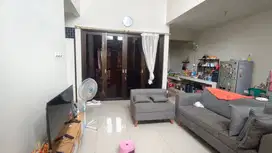 Di jual rumah siap huni satu lantai di cluster Lugano carona