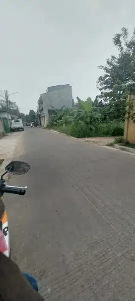 Dijual kavling posisi pinggir jalan di Parigi baru pondok aren Tangsel