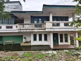 Rumah Tua Hook Kemang Selatan Jual Murah Hitung Tanah