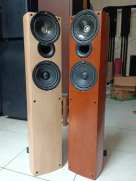 Kef Q4 England Normal Original