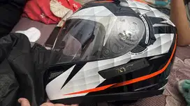 dijual helm full face merk KYT NEGO