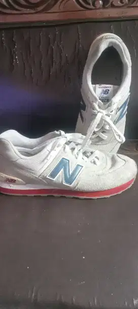 Sepatu new balance 574