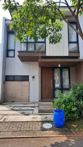 Rumah dijual cepat kota wisata cibubur dua lantai siap huni