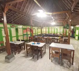 Ruang Usaha Jalan Raya Merak Urak Tuban Cocok untuk Bisnis Furnish