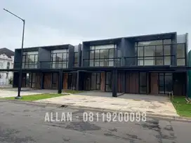 Rumah mewah industrial The Colony Lippo Village Karawaci Tangerang