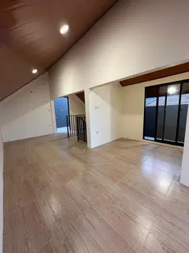 Brand New Alam Sutera Cluster Flamboyan with Attic Room
