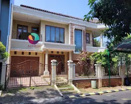 Dijual rumah hook lokasi strategis dekat mall ciputra
