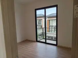 Wujudkan Hunian Impian Anda di Navapark BSD - View Danau - Best Deal !