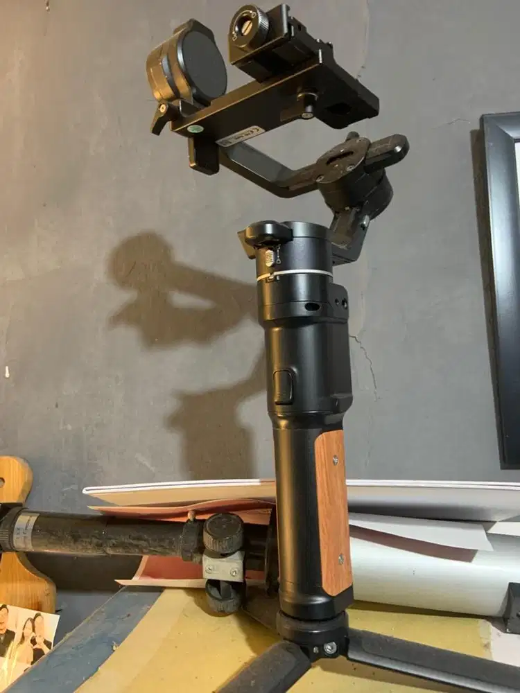 Stabilizer Gimbal Feiyu AK2000C Mulus, Jarang Pake!