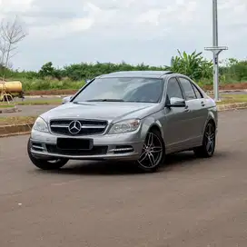 (PANO ROOF!!) Mercy C300 Avantgarde 2011 W204 C200 C250 320i A4 E300