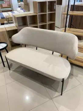Dijual cepat sofa fabric premiu material frame metal