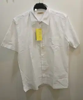 BURBERRY KEMEJA PUTIH KASUAL