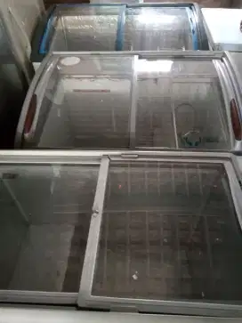 Jual prizer bok kaca merk Gea cuci gudang