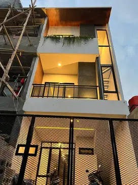 Jk55.Rumah Baru 3 Lt di Tebet Timur Dalam, dekat Tebet ECO Park, Tebet