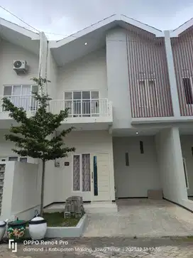 RUMAH BELAKANG KAMPUS UMM STRATEGIS