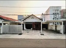 Jk204.Rumah Cantik Dekat Senopati Dan S C B D Kebayoran Baru, Jaksel