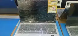 LAPTOP HP 8 / 512 GB