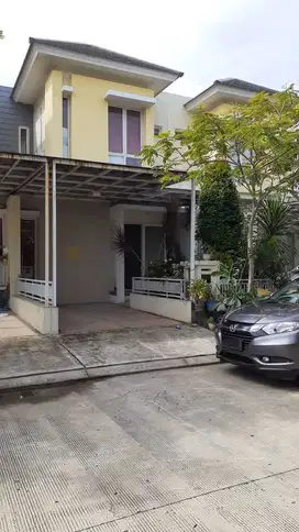 Disewakan Rumah Siap Huni di Cluster Adara Kota Harapan Indah Bekasi