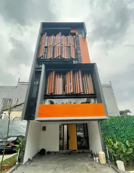 DIJUAL MURAH RUMAH MEWAH ADA KOLAM RENANG DI MAMPANG JAKARTA SELATAN