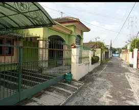 Di jual dekat superindo adi sucipto -JIH