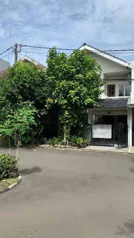 Dijual Cepat Rumah Depan Fasum Dekat STAN Di Mandar Bintaro sektor 3 A
