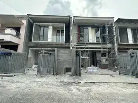 RUMAH BARU MINIMALIS 2 LANTAI DARMO PERMAI DEKAT TOL DAN PAKUWON MALL