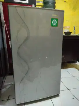 Kulkas merk Sharp ukuran sedang