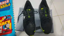 spatu nike original