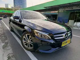 (KM9000)MERCEDES BENZ C200 AVANTGARDE 2017 NIK 2016 KAYABARU KMRENDAH