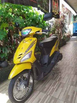 Mio sporty kuning 2005