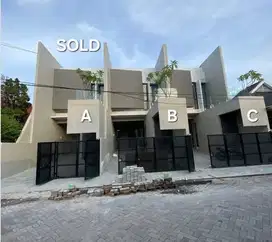 jual rumah baru manyar dekat klampis nginden semolowaru kertajaya