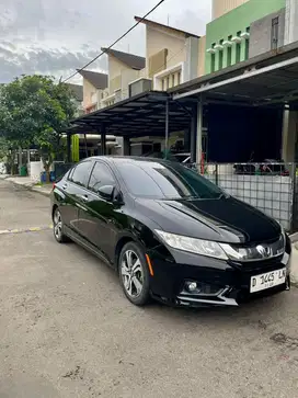 Honda city E / Rs 2016 Cvt mulus antik at matic terawat low km