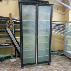 Rak sepatu 7 saf 8 ruang coklat kaca Es