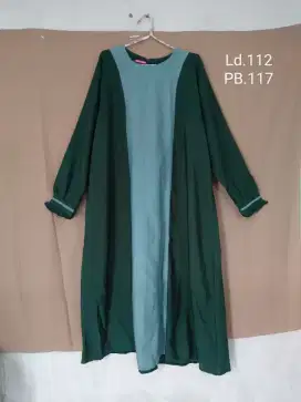 Gamis wanita / pakaian muslim
