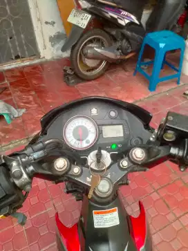 Di jual Suzuki satria Fu 2015 harga 7000000 nego