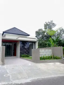 Jual Rumah Baru Jalan Kaliurang Dekat UII