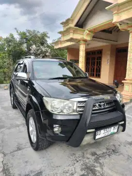 Fortuner Diesel G 2009 MT
