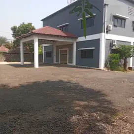 Gudang, LT.3.517 m2 dan LB.1.347 m2, Jl. Raya Cileungsi.