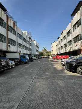 Ruko Gandeng Cantik Siap Pakai Pulo Gadung Turun Harga Furnish