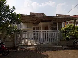 Dijual Rumah Hook siap huni di BCC Bukit Cimanggu City Cluster Oakwood